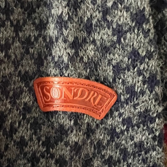 Sondre Norwegian Wool Pewter Clasp Birdseye Patterned Nordic Winter Ski Sweater - Picture 6 of 13